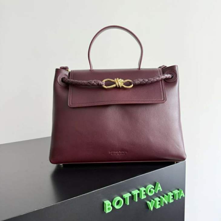 Picture of Bottega Veneta Handbags _SKUfw188939653fw